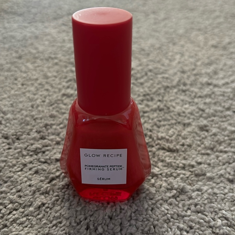 Glow Recipe Pomegranate Peptide Firming Serum